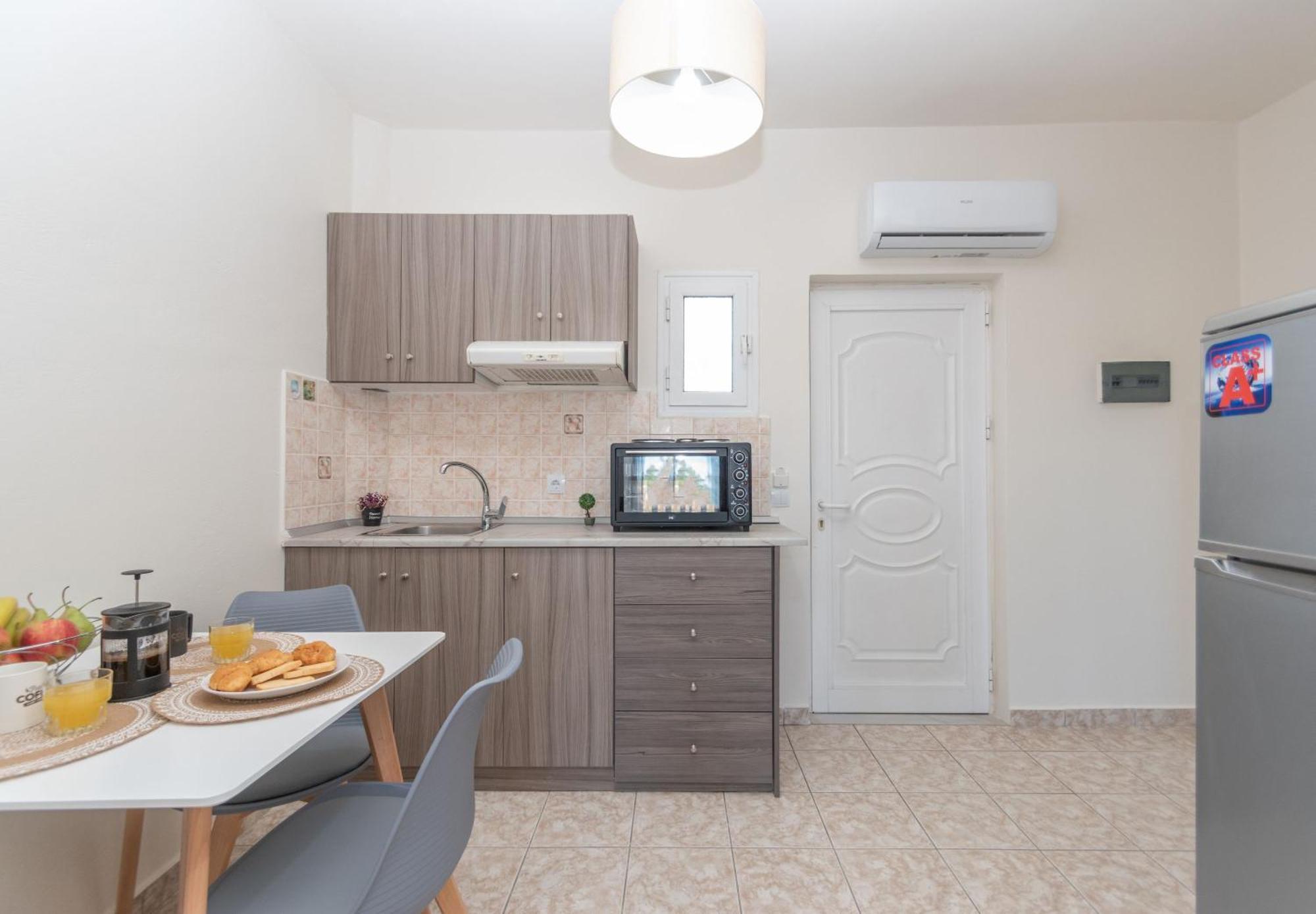 Kamara Apartments อลิกานาส ภายนอก รูปภาพ